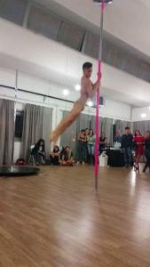 lorenzo la licata spezia pole dance