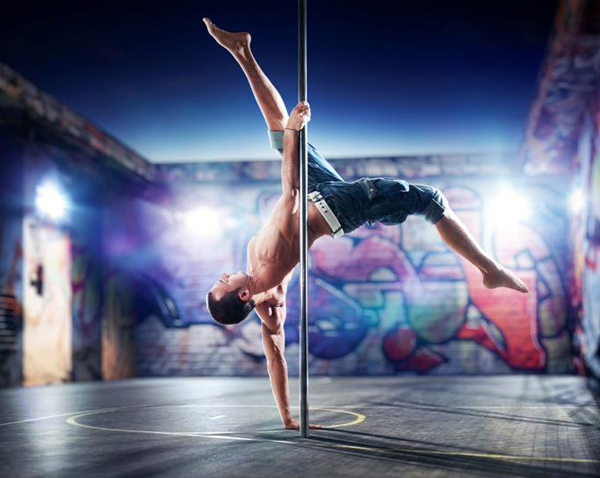 pole-dance-uomini-02